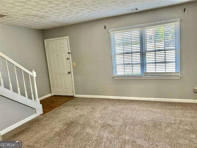 Photo - 540 Downing St