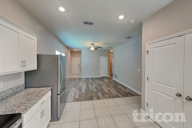 Photo - 1073 Cades Cv Wy