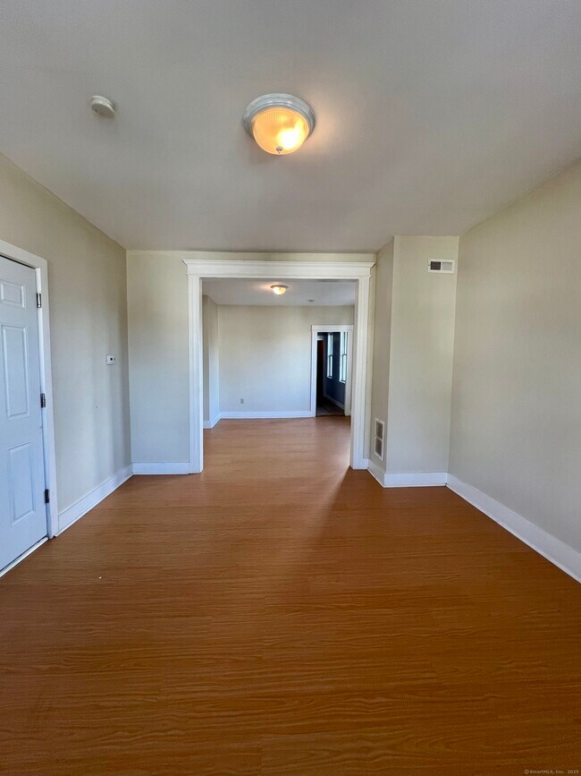 Photo - 287 Davenport St Unit 2