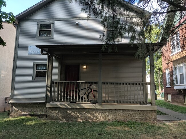 Photo - 180 E 12th Ave