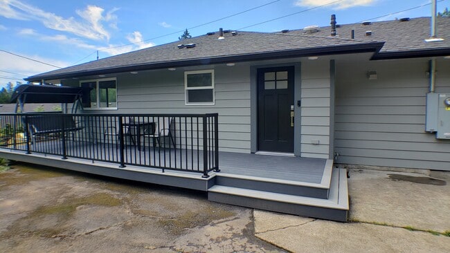 Photo - 5550 SW Oleson Rd