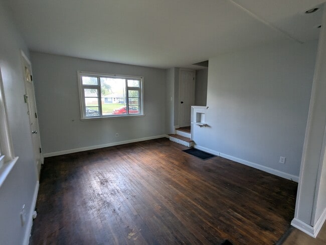 Photo - 2983 Moreland Dr