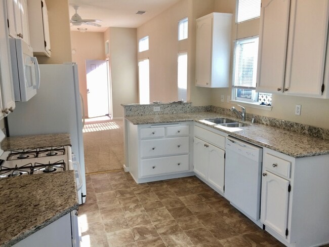 Photo - Duet in Summerset 1 (55+)