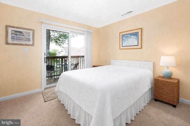 14301 Tunnel Ave Unit 3G