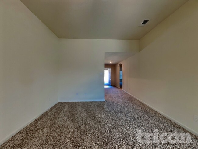 Photo - 123 Switchback Hl Rd