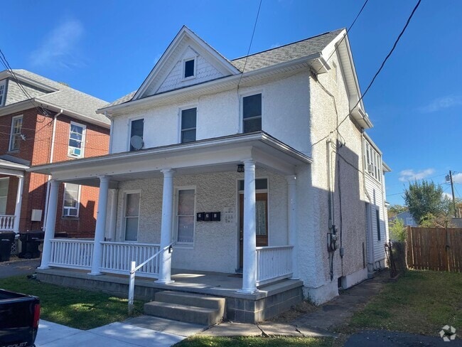 Building Photo - 506 N Loudoun St Unit 506 N Loudoun St Apt 2