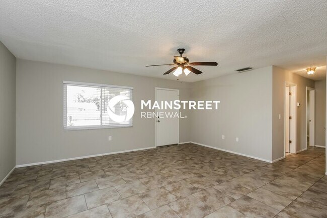 3 Bedroom Pet-Friendly Home in Sarasota, FL with Main Street Renewal