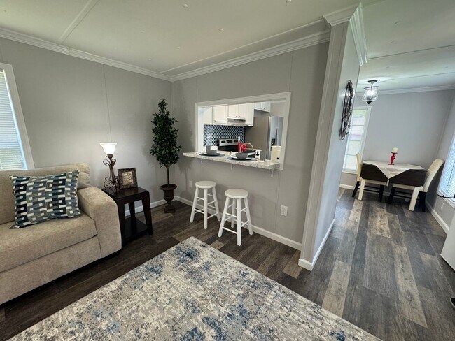 Photo - Furnished Convenience - Clean Clean Clean!