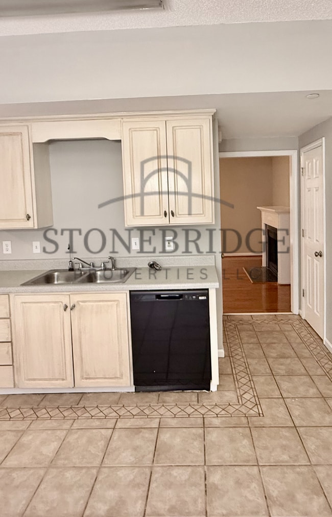 Photo - 3 bed, 2.5 bath townhome in Alabaster