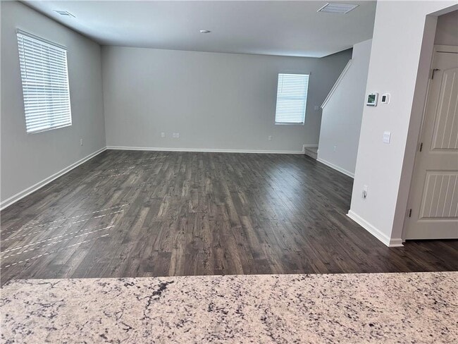 Photo - 259 Grand Hickory Wy
