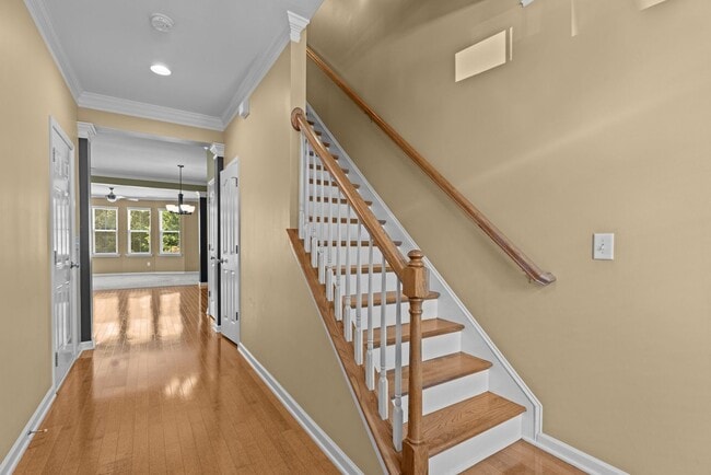 Photo - Gorgeous 3 Bedroom Townhome w/ Premium Finishes & Amenities - Pet Friendly!