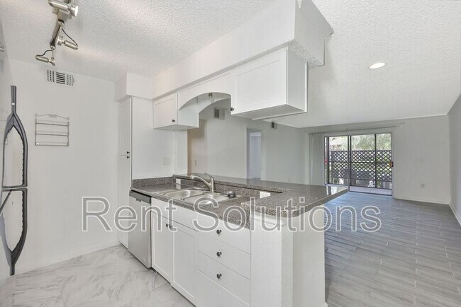 Photo - 2500 Winding Creek Blvd