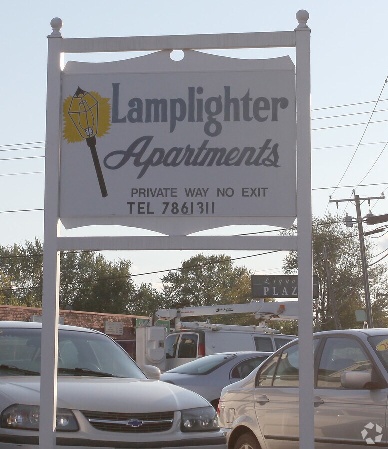 Photo - Lamplighter Apartments