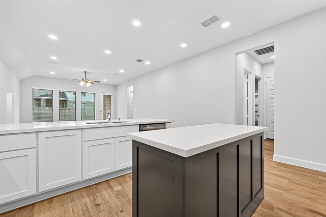 Photo - 14727 Band Tailed Pigeon Ct