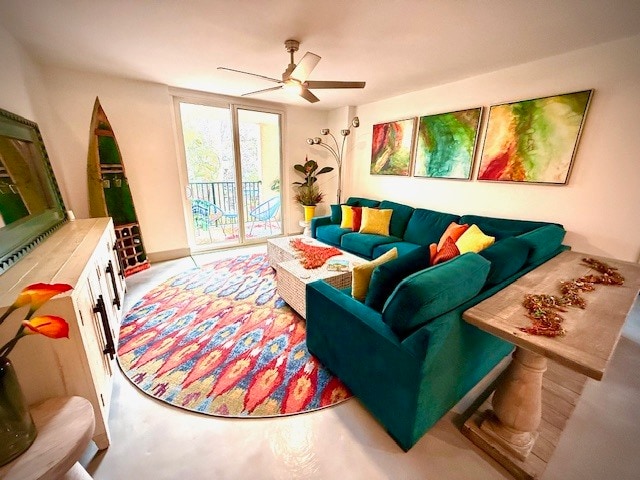 Sala de estar - 520 SE 5th Ave Unidad 2212