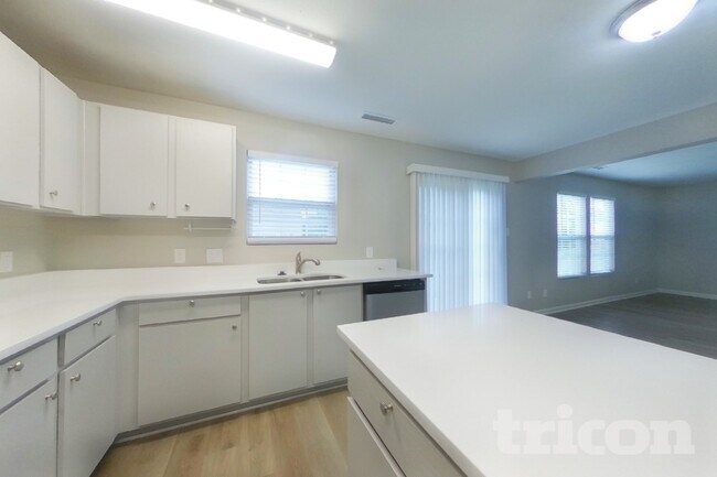 12724 Frank Wiley Ln