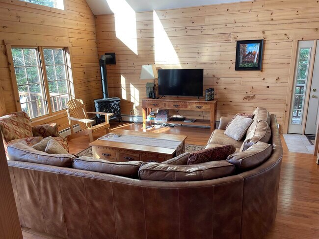 Photo - 2 Aspen Ln