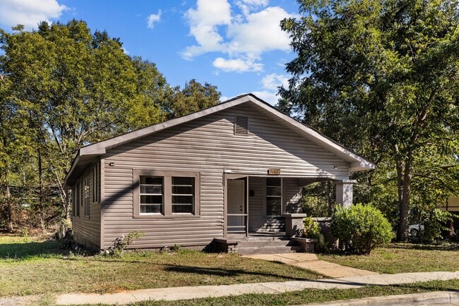 Photo - 2309 Eufaula Ave
