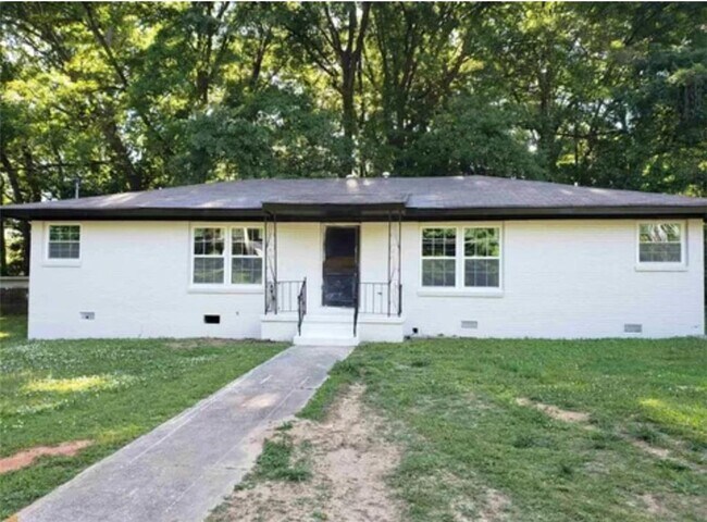 Building Photo - 2975 Jones St