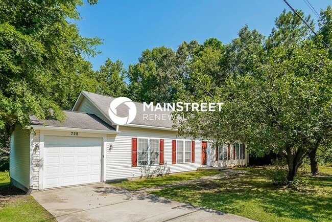 Building Photo - 4 Bedroom Pet-Friendly Home in Durham, NC with Main Street Renewal