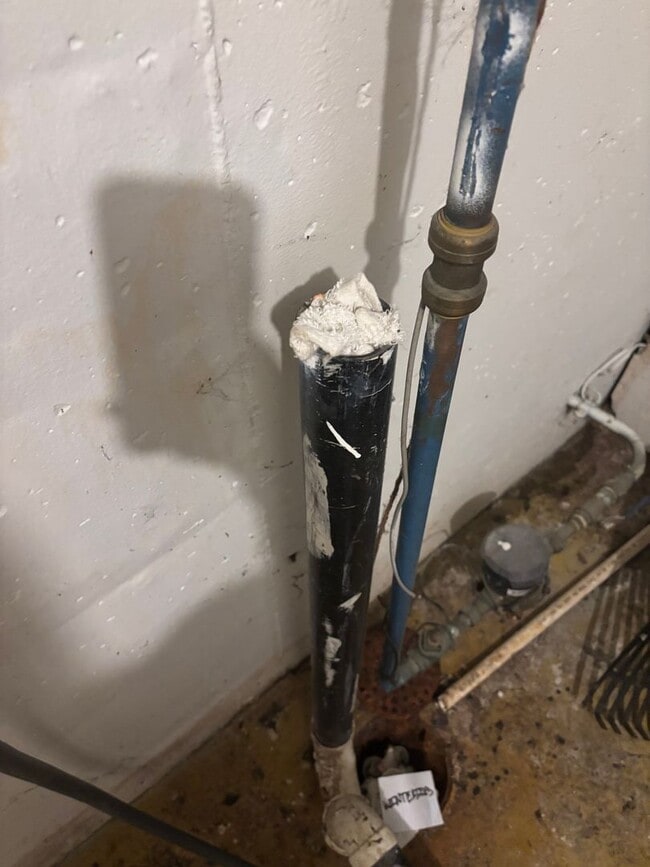 Photo - 3 Bedroom 1.5 Bath Home for rent