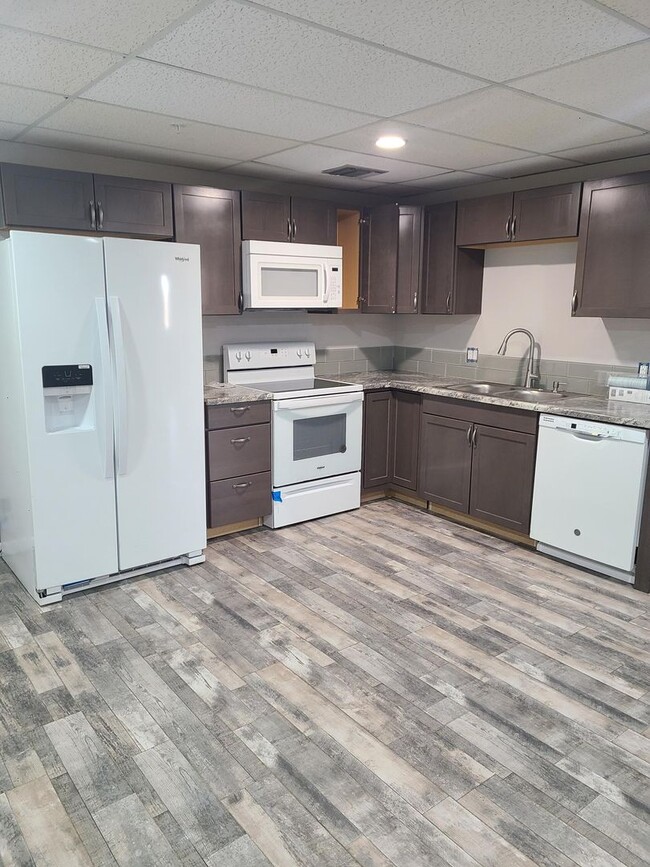Building Photo - 17th St 6 Plex Unit 1424 #2 Rental