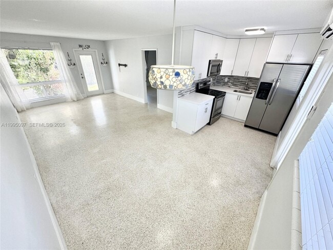 Photo - 1601 SE 15th St Unit 1B