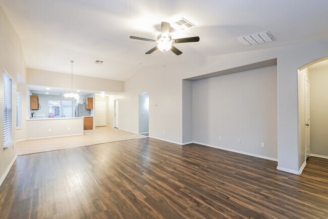 Photo - 9132 W Cordes Rd