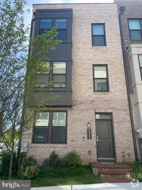 Building Photo - 533 Shorthorn Way Rental
