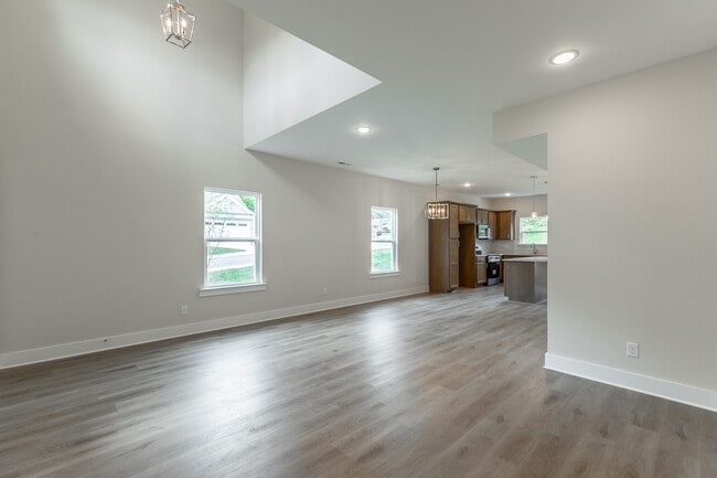 Photo - 4688 Heiskell Dr