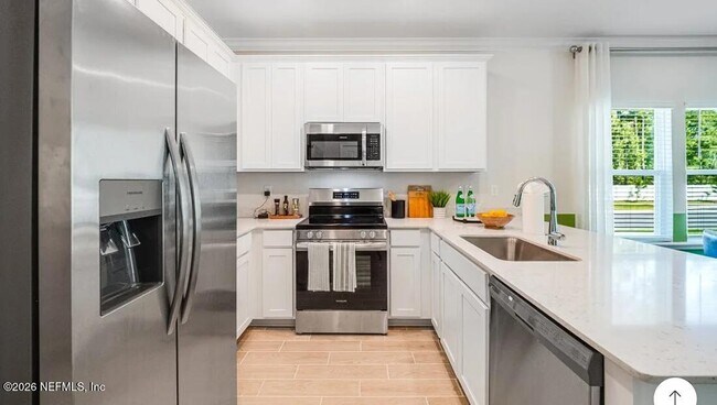 Photo - 146 Hubbard Bnd