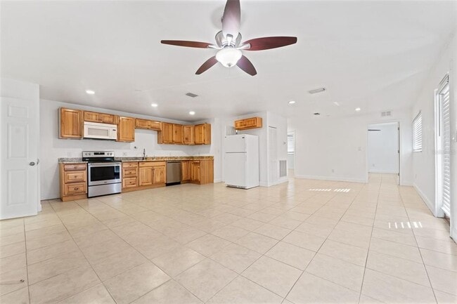 Photo - 10701 Village Green Ave