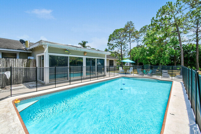 Building Photo - 15739 75th Way N Rental