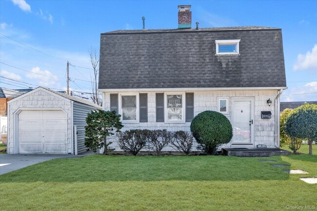 Building Photo - 8 9th St Rental