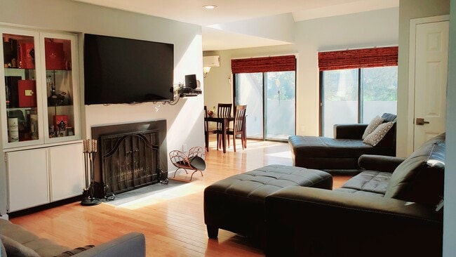 Photo - 14 Cerone Ct Unit 14