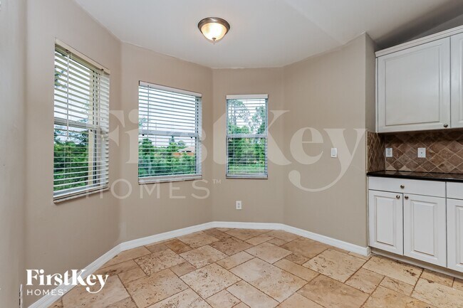 Photo - 3919 3rd St W