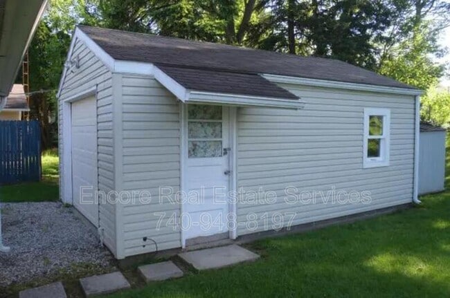 Photo - 684 Saratoga Ave