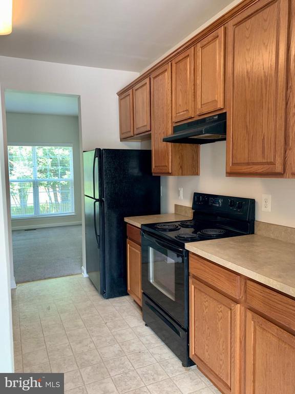 Photo - 916 Persimmon Pl