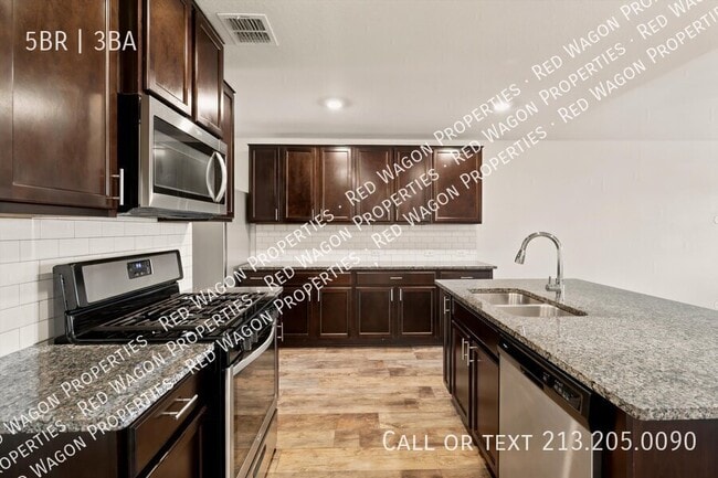 8106 Chestnut Blue