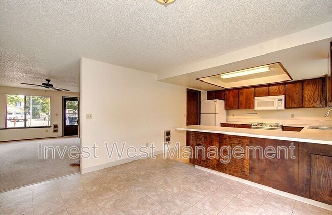 Photo - 14703 SE 16th Cir