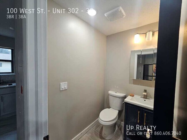 Photo - 100 West St Unit 302 - 32