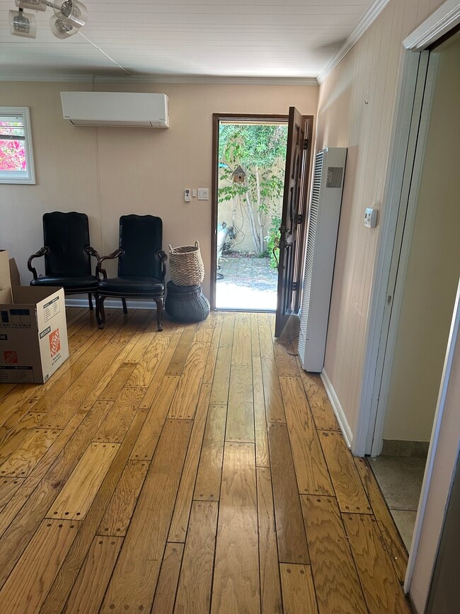 Photo - 1538 N Crescent Heights Blvd Unit Guest House