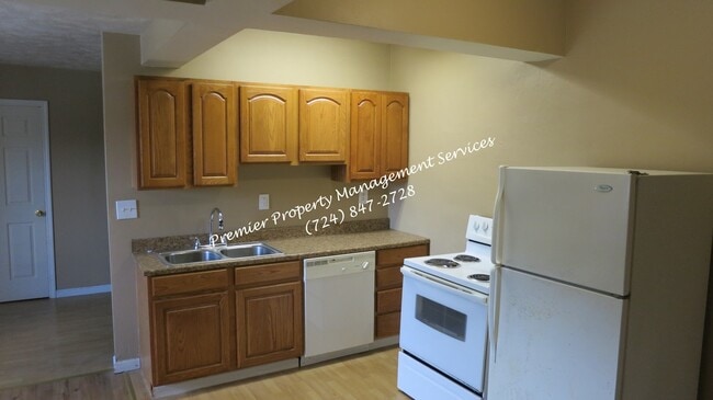 Photo - 527 Midland Ave Unit UF