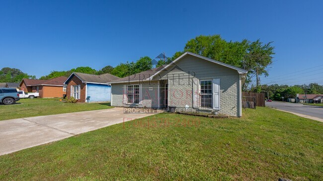 Photo - 5501 Ambervista Ct