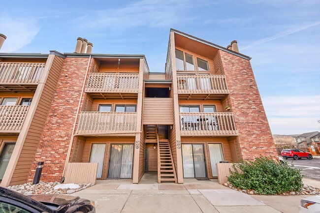 Building Photo - $1,495.00 - 1 Bedroom, 1 Bathroom Condo in Lakewood with Cozy Fireplace! Unit 207