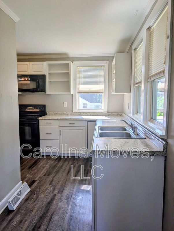 Photo - 403 McCrary St
