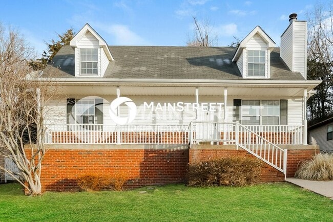 Building Photo - 3 Bedroom Pet-Friendly Home in Nashville, TN with Main Street Renewal