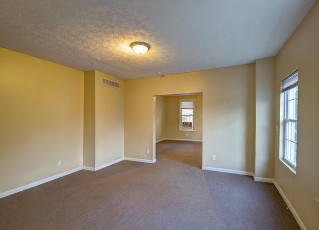 Photo - 5 Bedroom House in Clifton Near UC's Campus