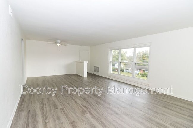 Photo - 513 Donaldson Rd Unit 4