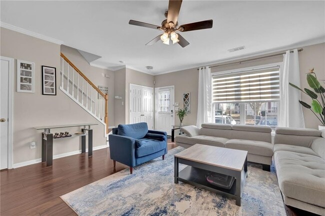 Photo - 13300 Morris Rd